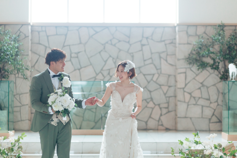 まずはチャペルで挙式風フォト♪