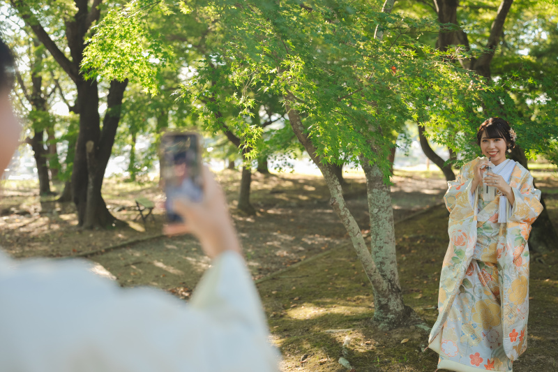 新婦様を撮る新郎様