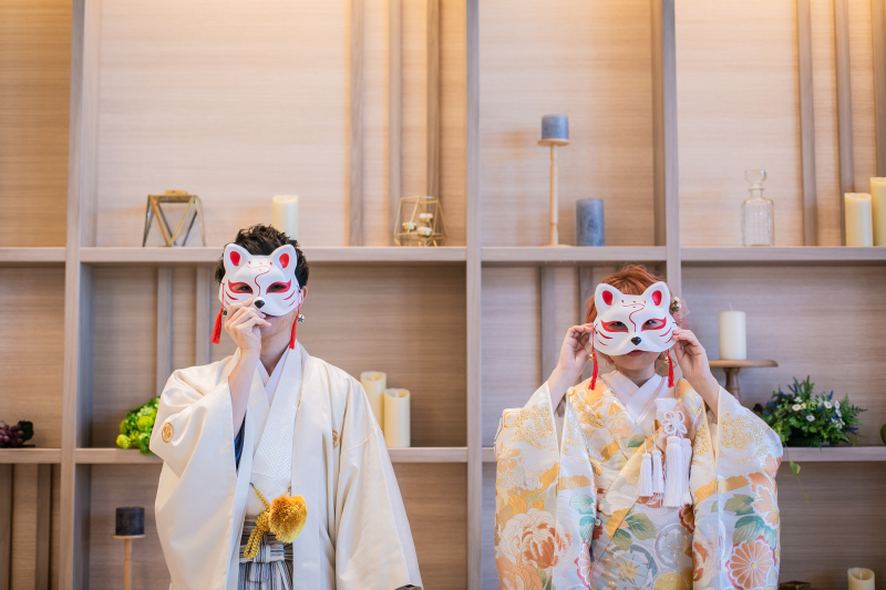 お面の向こうのふたり