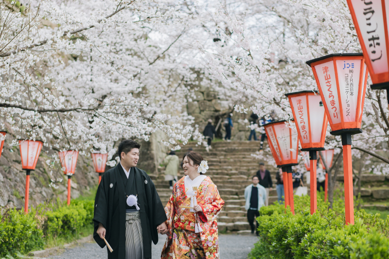 色打掛で華やかに！