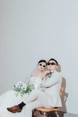 studio Lycka(リュッカ)_スタジオ×白ドレス