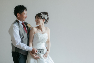 studio Lycka(リュッカ)_スタジオ×白ドレス