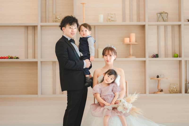 【ファミリーウェディングプラン洋装1着】ご家族ご友人お子様歓迎◆データ50カット付