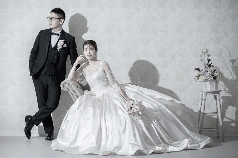 シルエットもかっこいい大人なウェディングフォト!