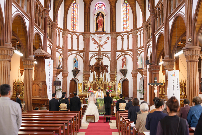 午後からは教会で挙式！