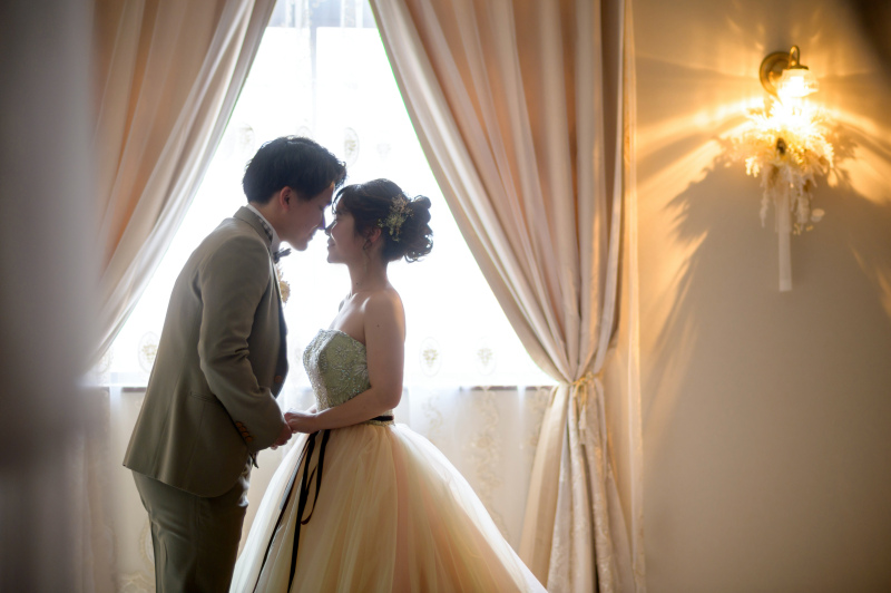 落ち着いた光の中で