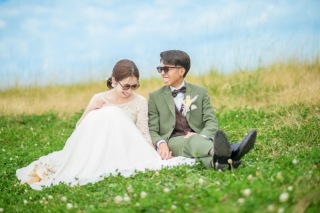 Photo Studio Cocozo(フォトスタジオココゾ)長崎・佐世保_【緑ロケーション】広大な緑の絨毯と空のコントラストが◎