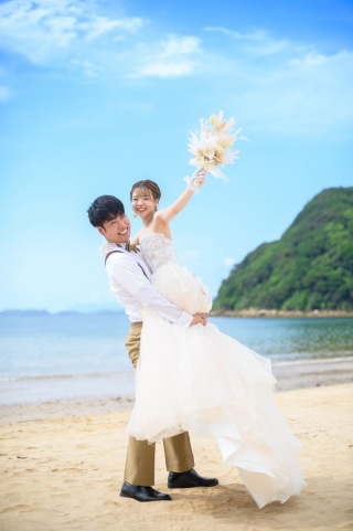 Photo Studio Cocozo（フォトスタジオココゾ）長崎・佐世保_【海ロケーション】青い海と白い砂浜で撮る大人気スポット