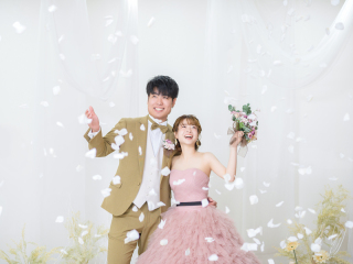 【マタニティ推奨】広々貸切スタジオでとにかく安心！【1日1組＆体調優先◎】貸切ウェディングスタジオ　マタニティ＆ドレス２点プラン