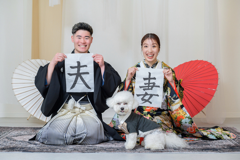 【撮影貸切で安心!】ペットも家族 ♪先輩カップルに好評&予約受付中! ペットOK スタジオ洋装プラン
