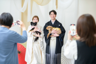 【お二人＆家族フォト】追加金なし！セルフもOK！貸切スタジオで撮るウエディングフォト+家族写真の両方が残せるファミリープラン♪