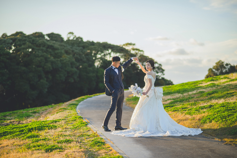 フォトレイト限定【洋装ロケーションプラン】送迎車付き&美容師同行で安心◎ 追加金なしのコミコミプラン♪ カラードレスもOK◎