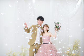 人気の年内フォト★＜年内撮影限定→早期特典4万円OFF&アルバムプレゼント＞ 天候対応OK◎ コンセプトスタジオ洋装２点プラン