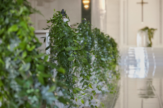 ily_チャペル内フォト