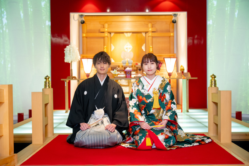 【神前会場+スタジオ撮影プラン】上質な色打掛×紋付【レタッチ済20カットデータ付き】