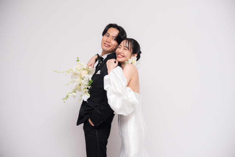 【洋装1着×和装1着での撮影が可能!シンプル撮影プラン】2ポーズフォトプラン【2ポーズ台紙付き】