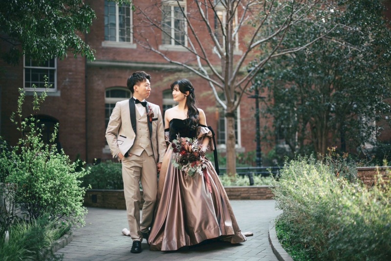 ベージュ×ブラック