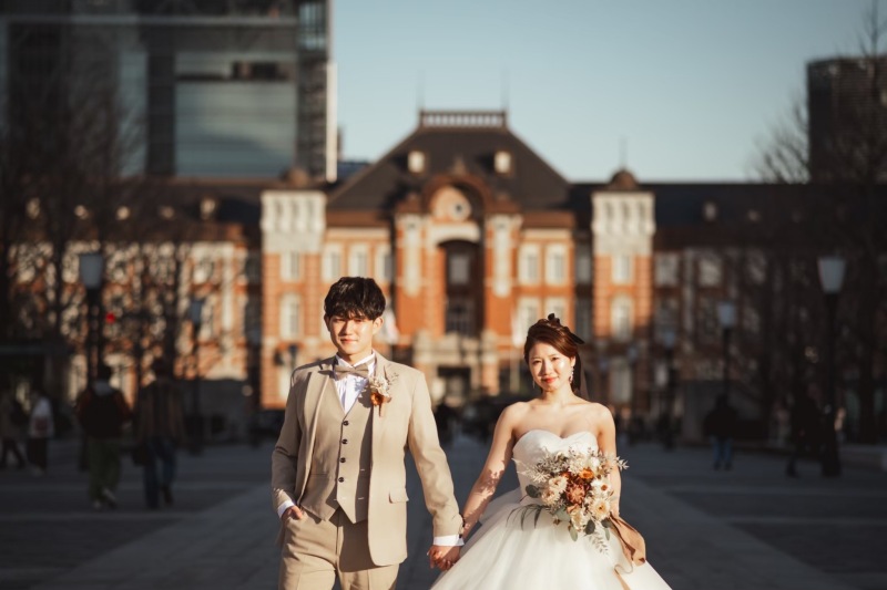 東京駅舎バックにパシャリ!