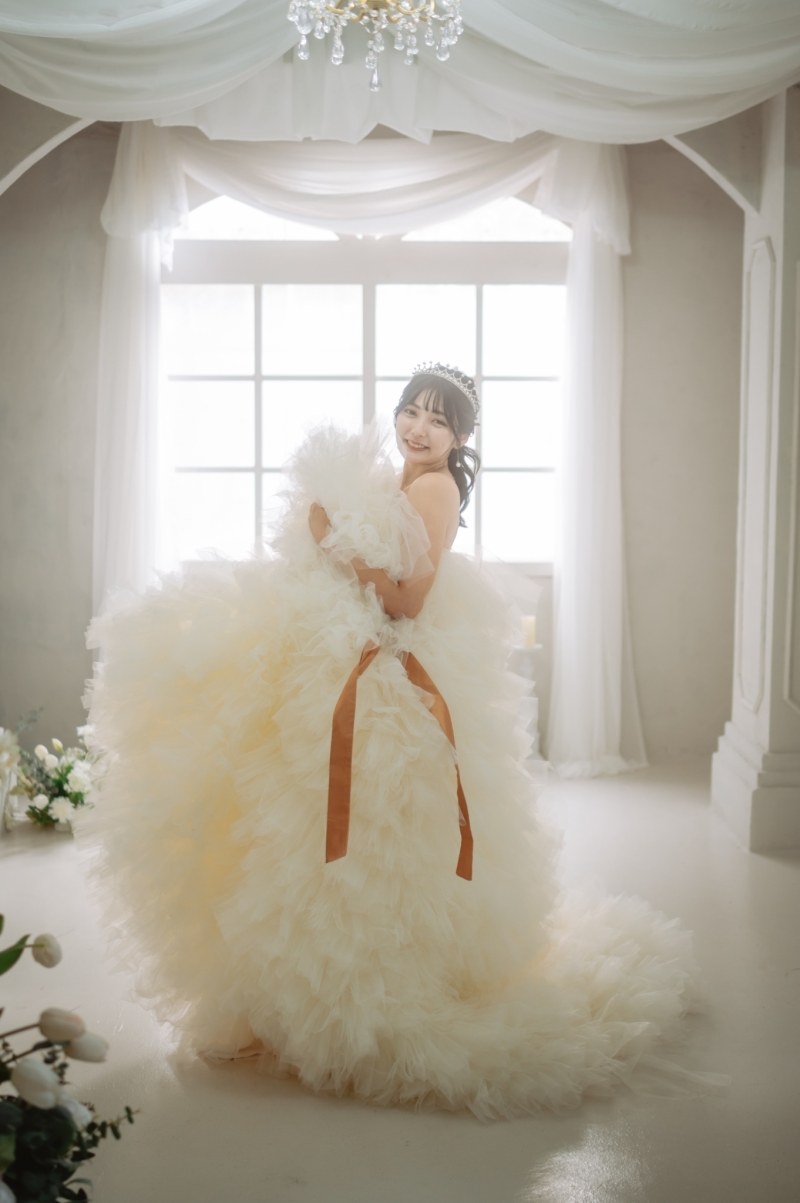 ドレスをぎゅっ♡