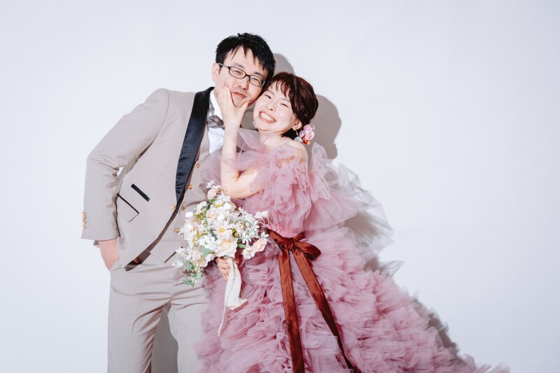 ほっぺをむぎゅっ