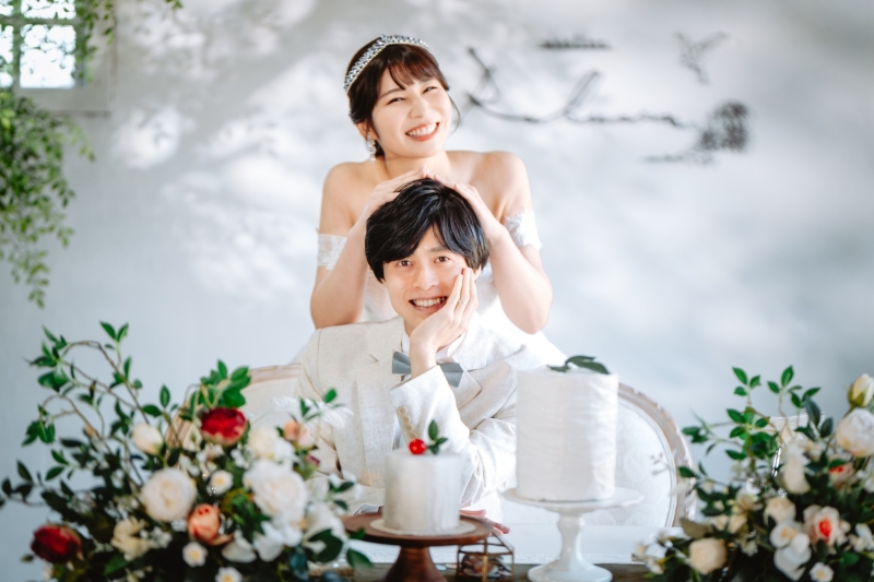 はじめはロゴエリアから!