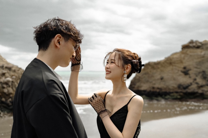 ヘアのお直しをしてくださる新婦様！