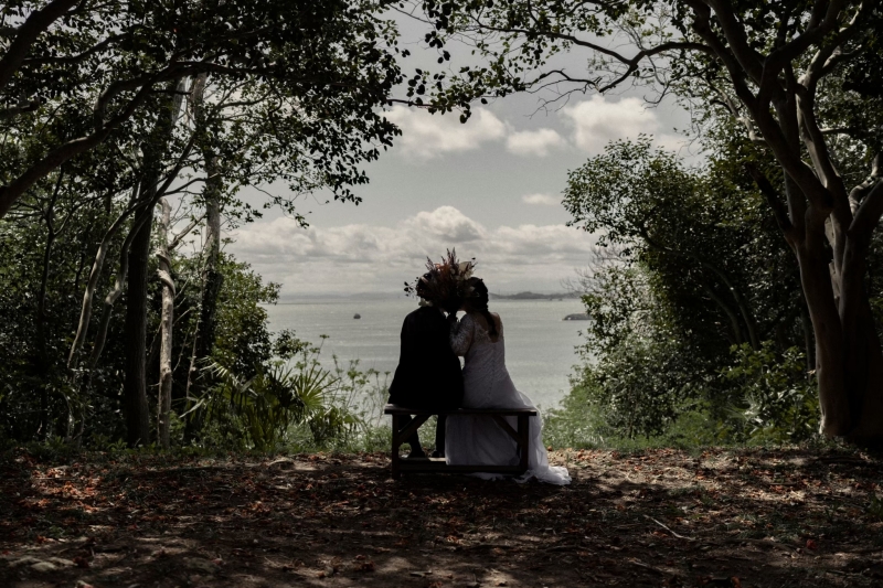 シルエット風でロマンティックに