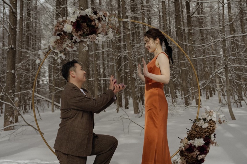 女性の夢♡ひざまずいてのプロポーズショット