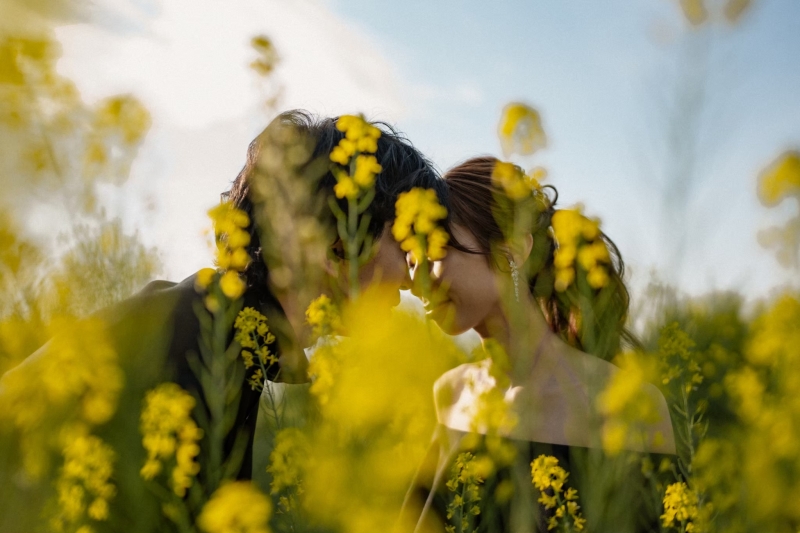 お花に囲まれたフォトウェディング