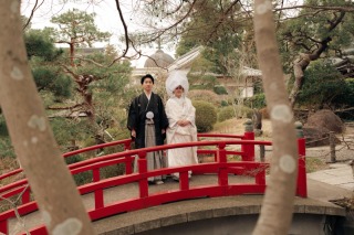 【MOMENT オリジナル】洋装と和装の両方が、動画も写真付き豪華パッケージ（データ300カット、動画90〜120秒納品）