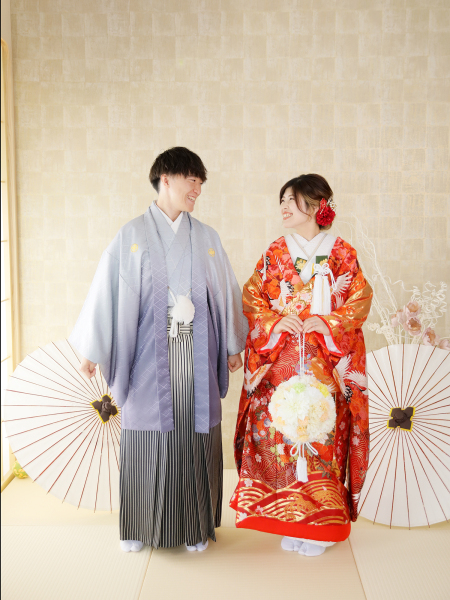 紅い色打掛がとてもお似合いです♫