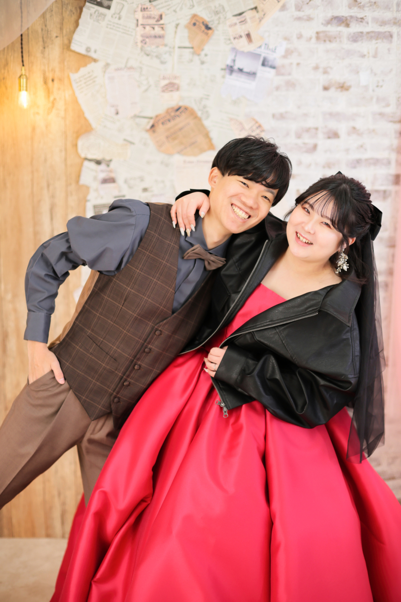 ご自前のジャケットがとてもお似合いなご新婦様♡