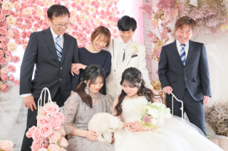 わんちゃん＆ご家族様とご一緒に白ドレス＆色ドレスでフォトウェディング