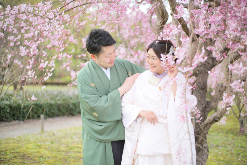 桜とアクティブなおふたり☆