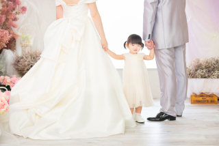 かわいいお子様とスタジオフォトウェディング♪