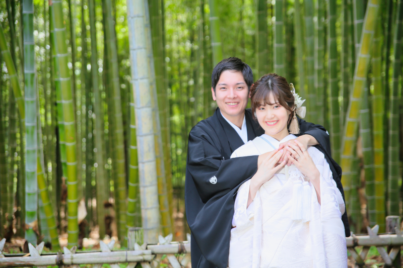 竹林のところで仲良しなおふたり♡
