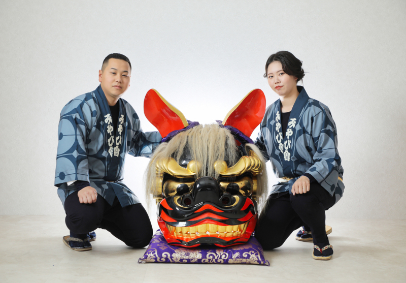 ご自前の大きな獅子頭と!