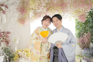 和装も白ドレスもカラードレスもおしゃれでお似合いでした♪