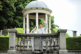 ご家族と一緒にロケ1着データプラン【洋装】　お気に入りの場所でご家族と共に！ドレス・タキシード各1着修整データ120カット付き♪