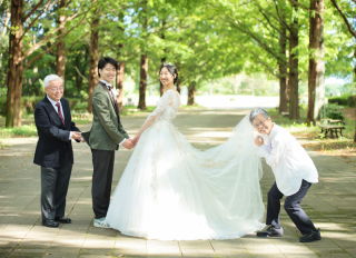 仲良しのご家族と一緒に撮影してみたい！という願いも叶えます♪ご遠慮なくご相談ください♪