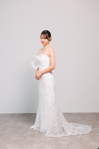 フラワーレースドレス