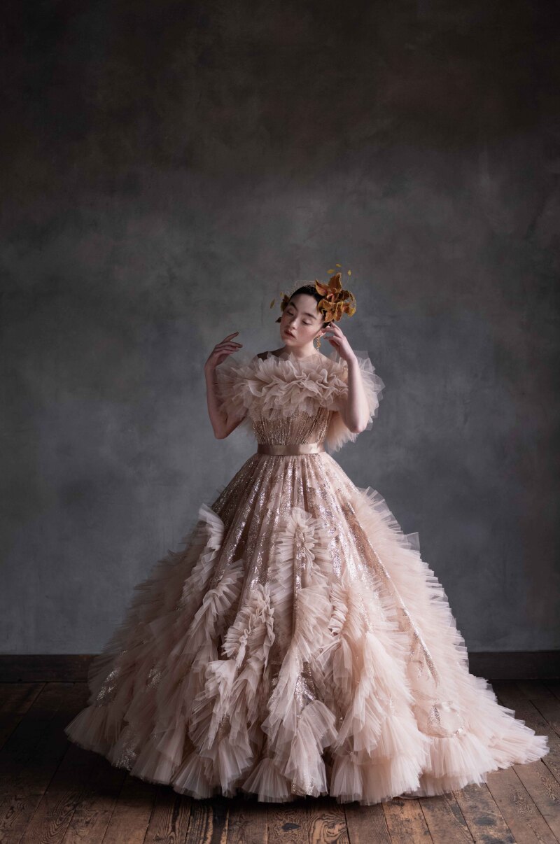 個性的で印象を色濃く映すカラードレス