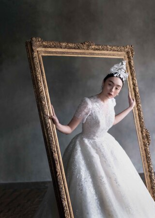 ドレスといえば、「Suehiro」