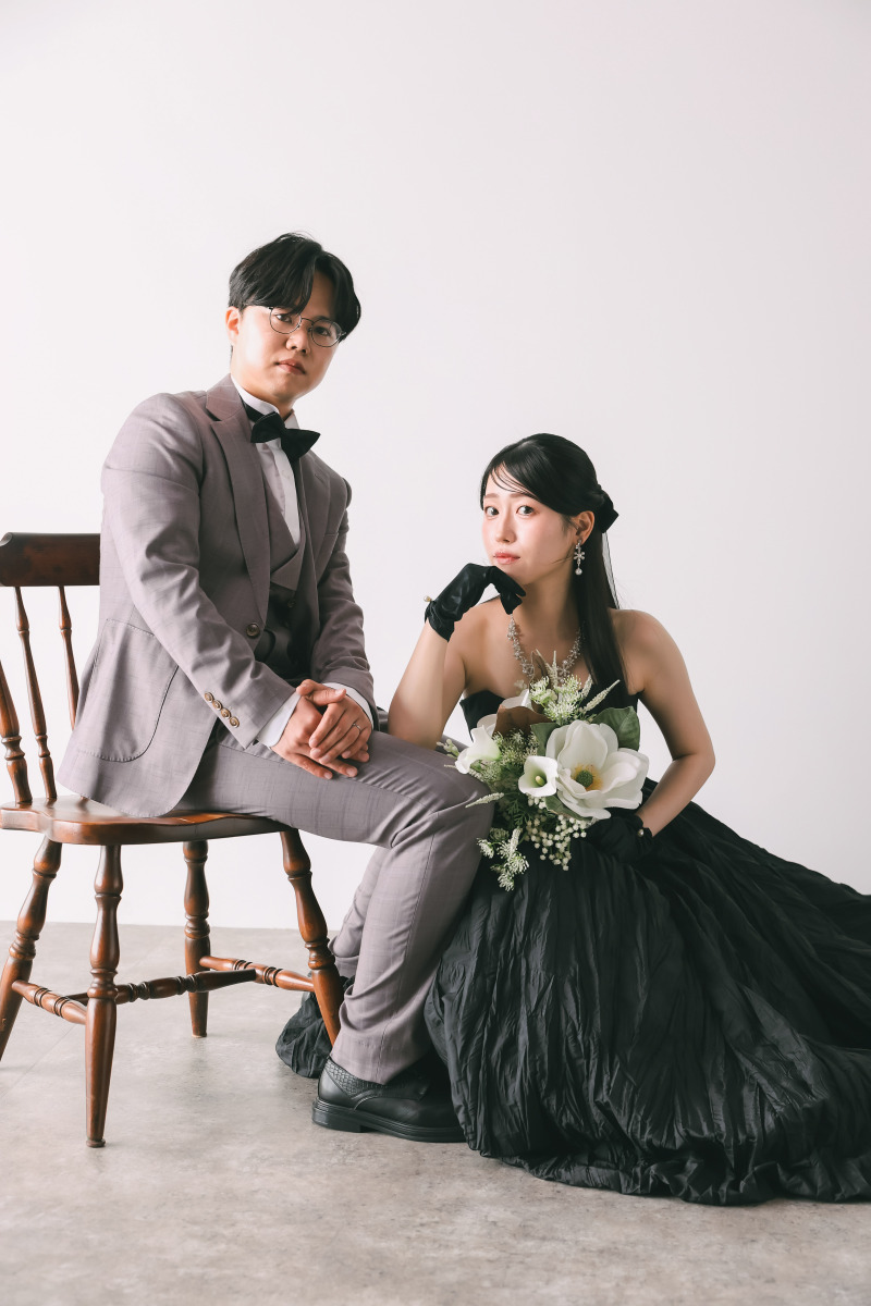 【衣裳グレードアップ料金なし】《洋装スタジオ》~快適なスタジオで自由自在に撮影~ ◎全データ色味編集付100カット納品