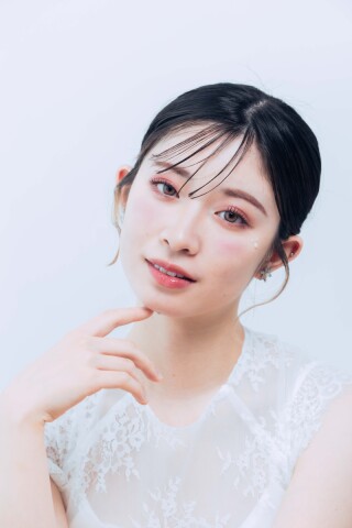 【韓国メイクで記憶に残る花嫁へ】洋装スタジオ撮影◎トータル診断・全データ色味編集付100カット納品