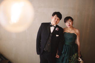 カラードレスのウェディングフォト