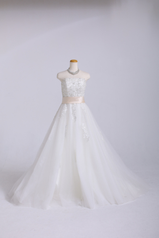 ウェディングドレス