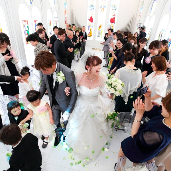 【土日UP料金なし】岡山駅より15分で駐車場完備のピュアチャペルで挙式ができる|希望者は会食会場ご提案可能|すべてついてこの値段