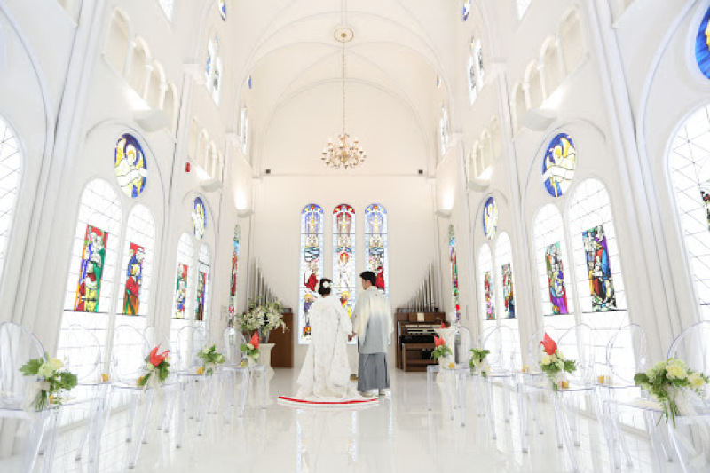 【土日UP料金なし】岡山駅より15分で駐車場完備のピュアチャペルで挙式ができる|希望者は会食会場ご提案可能|すべてついてこの値段