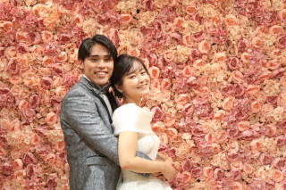 フラワーフォト撮影洋装プラン | 店内300着以上の有名ドレスブランドから選べる特別プラン